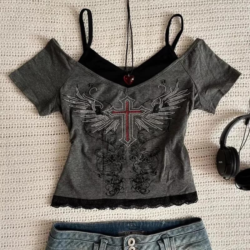 Y2K Gót Crop Top — Szürke kereszt mintás